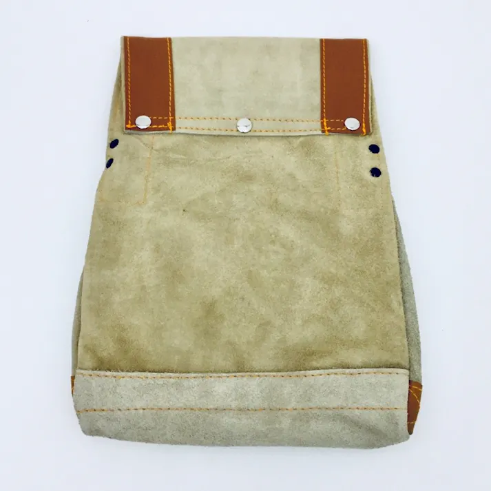 ビッグマン Bigman デルマ革釘袋 中 PK-914