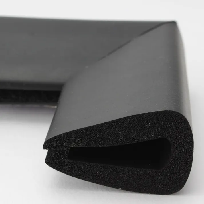 安心クッション はさみこみ型 コーナー用 内幅9mm ブラック AC-157