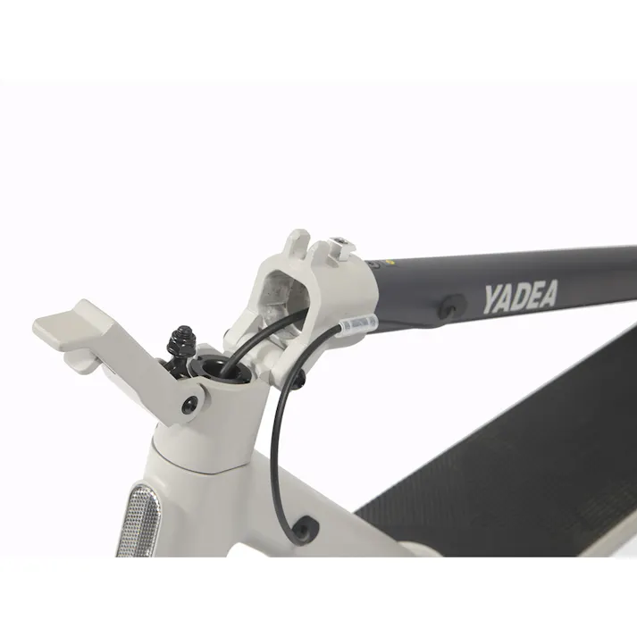 YADEA 電動キックボード YDX3 特定小型原付 行動走行可能 最高速度表示灯 ブラック