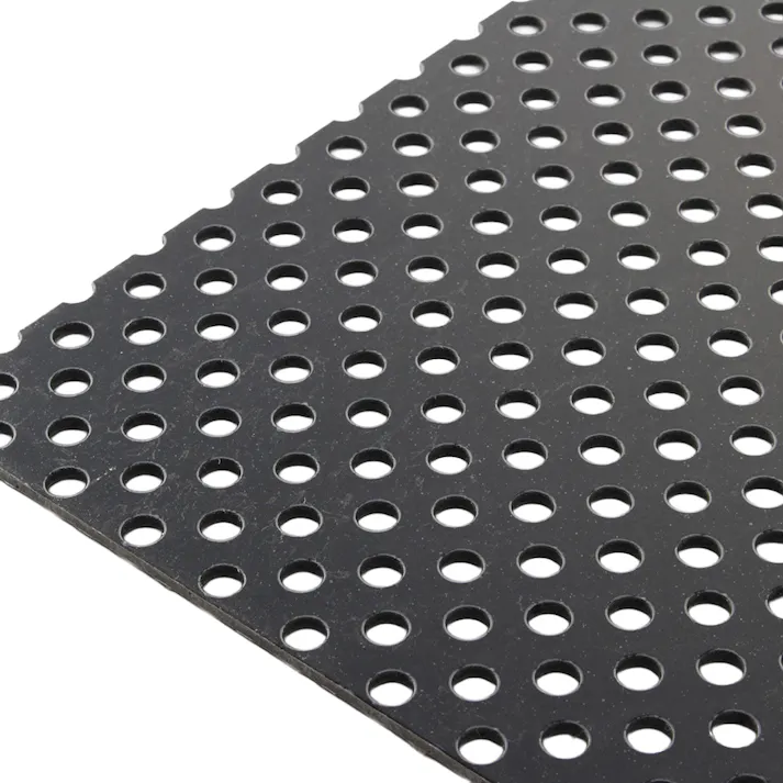 複合板パンチング 910×605 ブラック