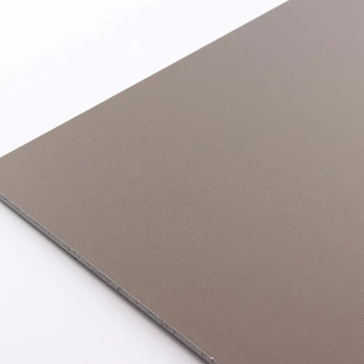アルミ複合板 両面 910×605 ブロンズ