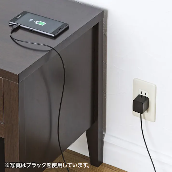 【CAINZ-DASH】サンワサプライ microUSBケーブル一体型AC充電器(2.1A・ホワイト) ACA-IP45W【別送品】