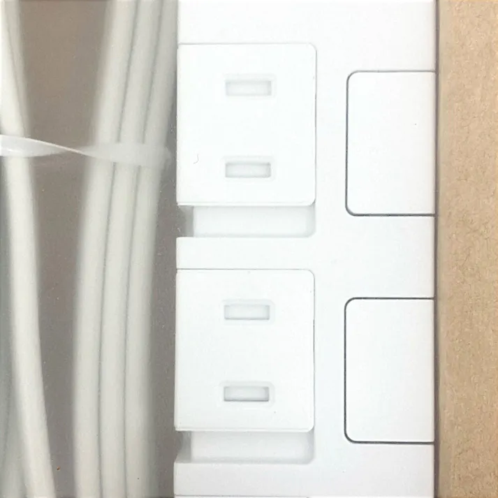 雷ガード スライドシャッター 4個口スイッチタップ 3m ホワイト