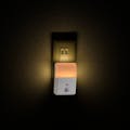 オーム電機 LEDナイトライト 明暗・人感センサー 橙色・白色2色 NIT-ALA-6MJM-WN 06-0636