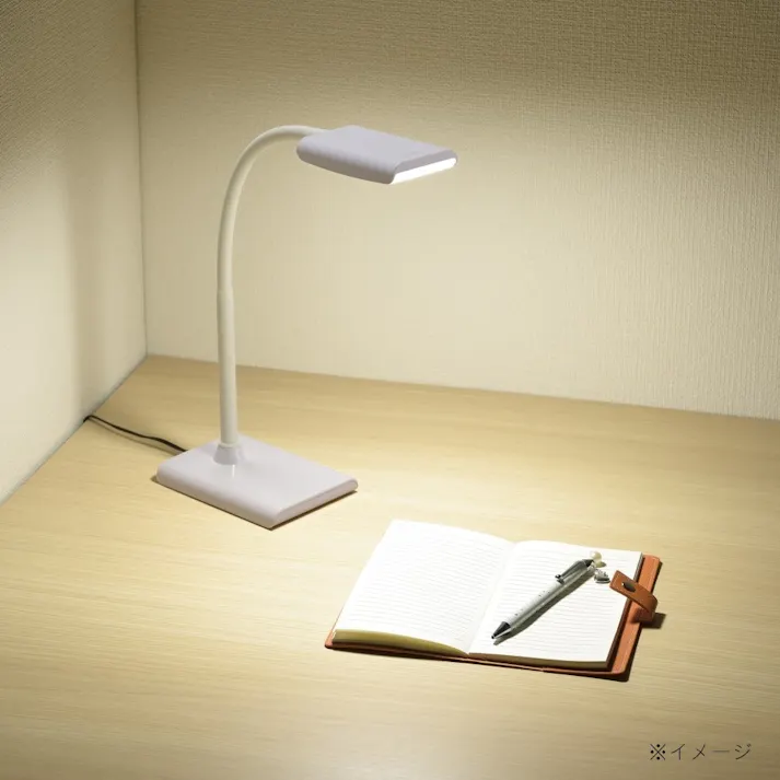 LEDデスクランプ 440lm ホワイト DS-LS16P-W 06-3821