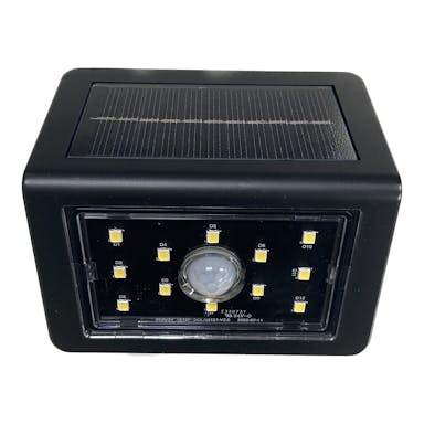 オーム電機 LEDソーラーウォールライト ブラック 600lm LT-SSLS60DW2L