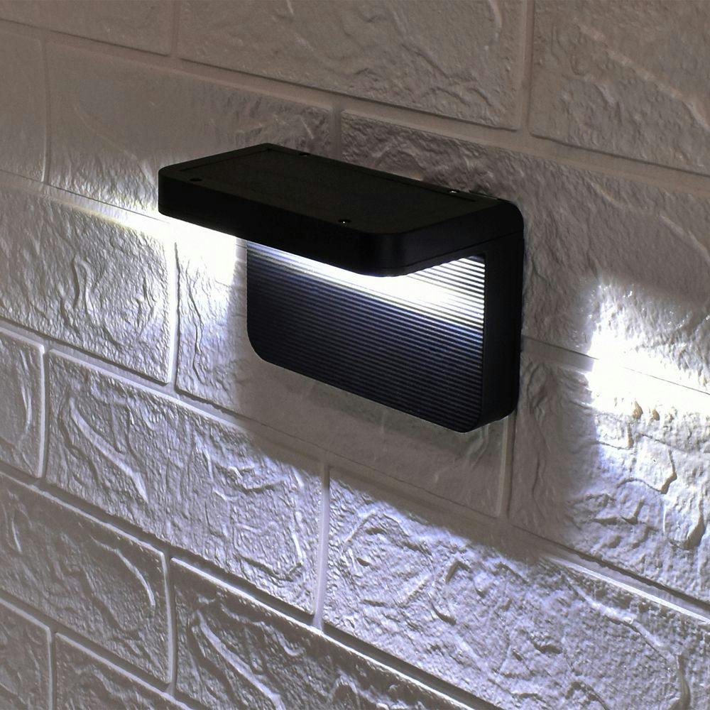 明暗センサーソーラーライト LT-SLS3DL | 屋外用照明・屋外用ライト