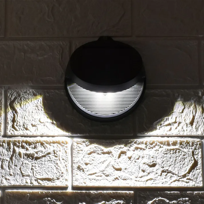 明暗センサーソーラーライト LT-SLS3DM