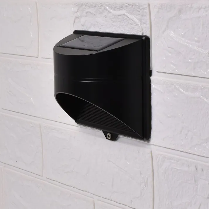 明暗センサーソーラーライト LT-SLS3DK