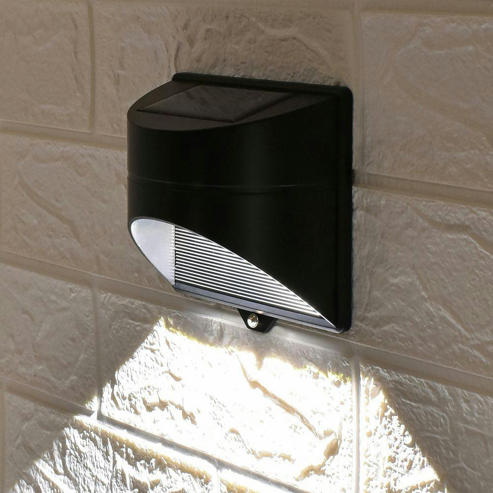 明暗センサーソーラーライト LT-SLS3DK | 屋外用照明・屋外用ライト