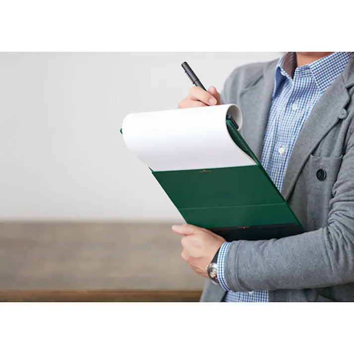 【CAINZ-DASH】キングジム クリツプボ-ド マグフラツプ A4 青 長辺とじ 収納約30枚 背面・底面フラップ付き 5075-B【別送品】