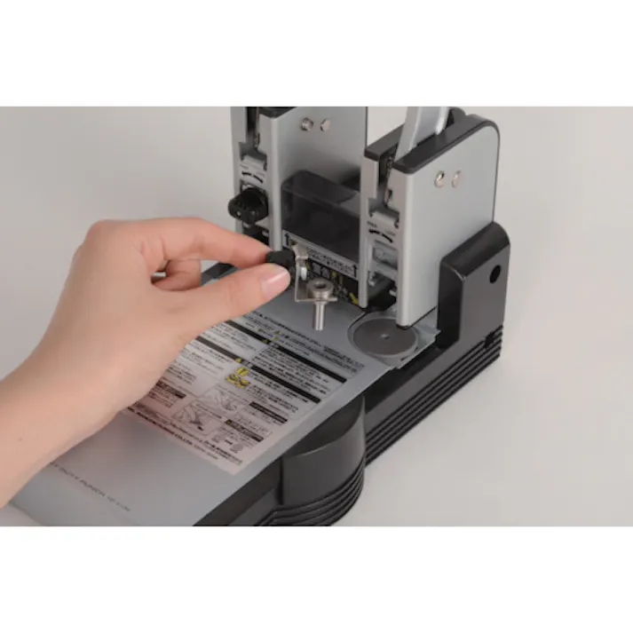 【CAINZ-DASH】カール事務器 強力パンチ HD-410N 穿孔枚数110枚 HD-410N【別送品】