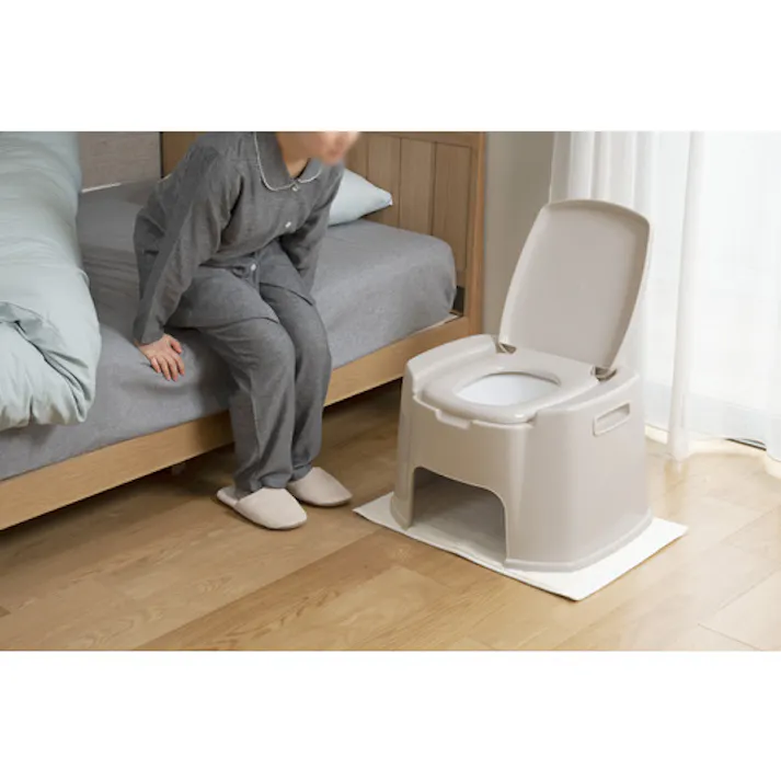 【CAINZ-DASH】新輝合成 ポータブルトイレデラックス型 07426【別送品】