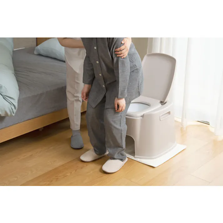 【CAINZ-DASH】新輝合成 ポータブルトイレデラックス型 07426【別送品】