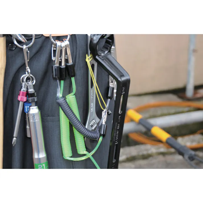 【CAINZ-DASH】トップ工業 コンパクトセーフティコードHiluminous グリーン 最大長さ1300/自然長380mm SFC-413LG【別送品】