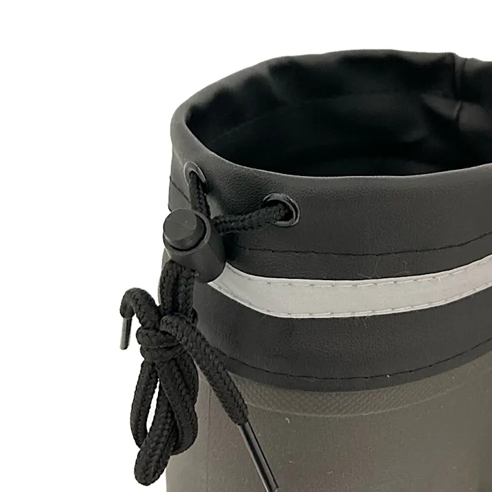 高耐久で軽いカバー付き長靴 3L