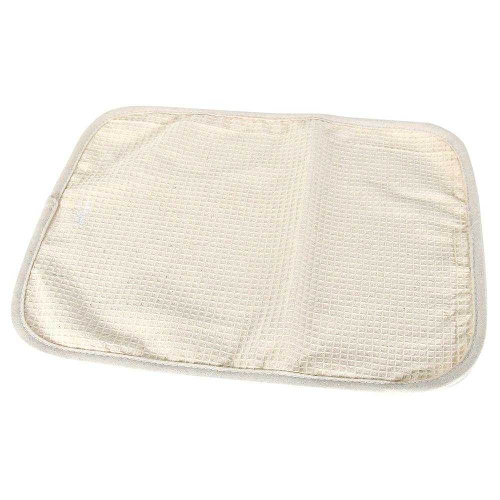 ウサギのナチュラルマットでほりほり