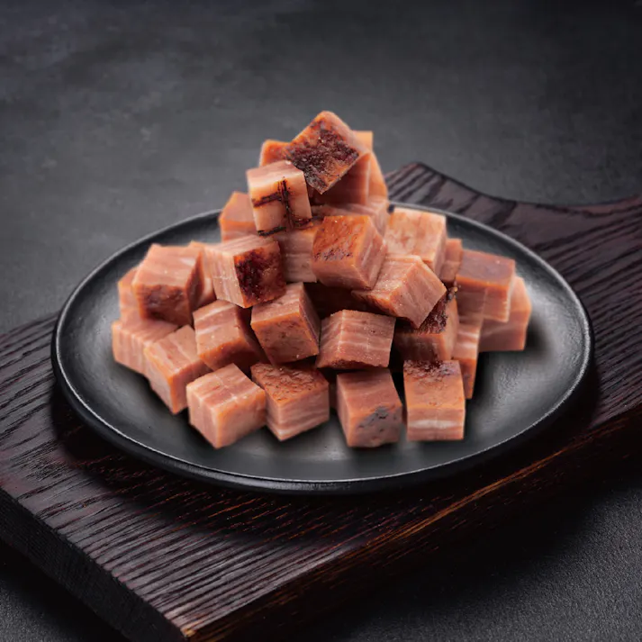 お肉屋さんのジューシービーフキューブ 100g