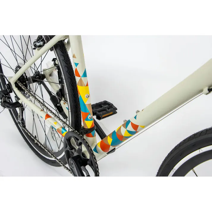 【自転車】26年モデル NESTO クロスバイク バカンゼ2G VACANZE 2 500mm 700×32C 外装7段 マットシンボルベージュ
