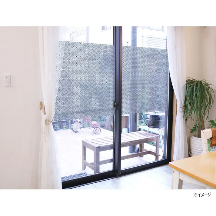 貼ってはがせる窓フィルム 空気が抜けやすい窓飾りシート GDP-9241 丈92cm×長さ90cm巻