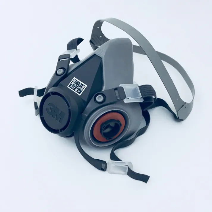 スリーエム ジャパン 3M 防毒マスク半面形面体 Mサイズ 6000M