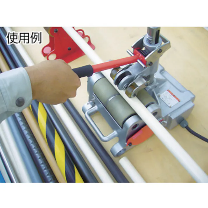 【CAINZ-DASH】MCCコーポレーション 高速パイプカッタ用パイプサポート ウレタンローラ EHCS60U【別送品】