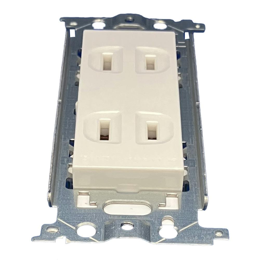 パナソニック フルカラーシリーズ 埋込ダブルコンセント 15A 125V WN1302SW コンセント パナソニック フルカラーシリーズ 埋込ダブルコンセント 15A 125V WN1302SW コンセント