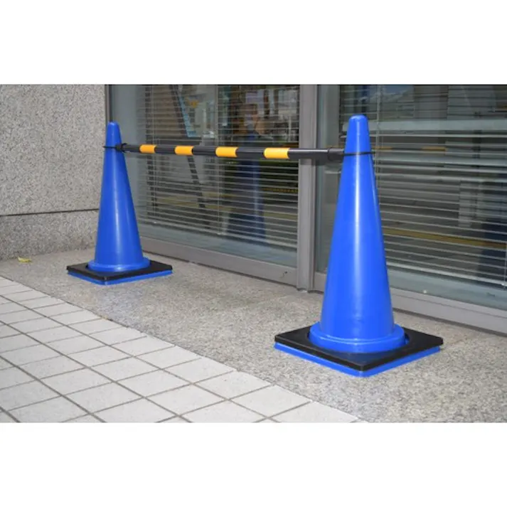 【CAINZ-DASH】トラスコ中山 安全コーン 幅380mmX高さ700mm ブルー TCC-B【別送品】