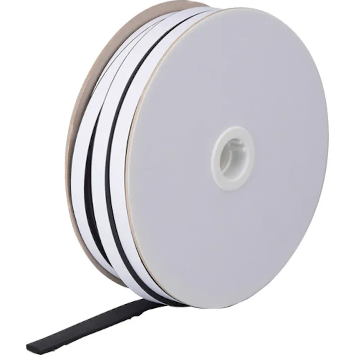 【CAINZ-DASH】トラスコ中山 粘着付平型スポンジ 5mm×20mm×30m TSHN-520-30【別送品】