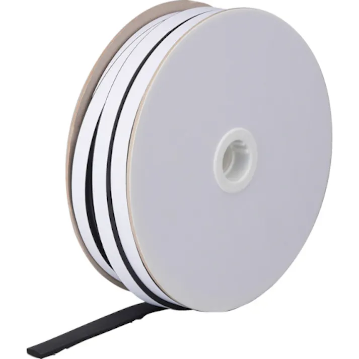 【CAINZ-DASH】トラスコ中山 粘着付平型スポンジ 10mm×30mm×11m TSHN-1030-11【別送品】