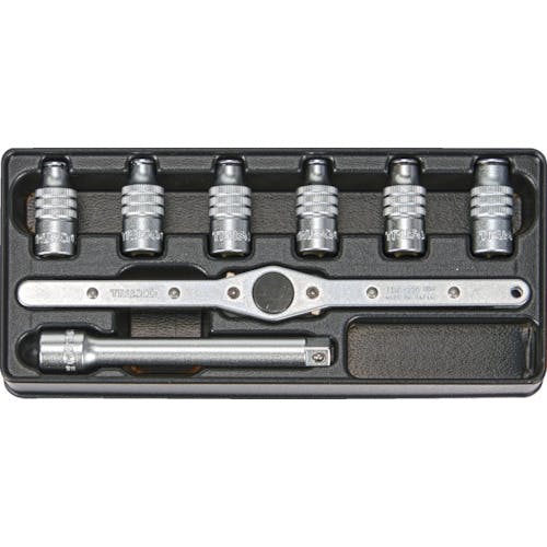 CAINZ-DASH】トラスコ中山 3/8 9.5mm差込 タップ CAINZ-DASH】トラスコ中山 3/8 9.5mm差込 タップ