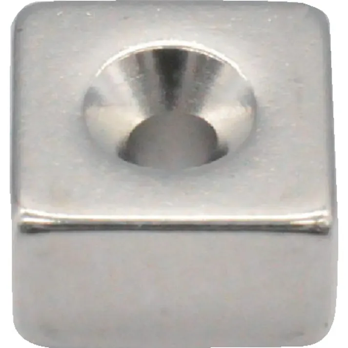 【CAINZ-DASH】トラスコ中山 ネオジム角形磁石 皿ねじ穴付 7MM×7MM×4MM M1.6 1個入 T07K04-M1.6【別送品】