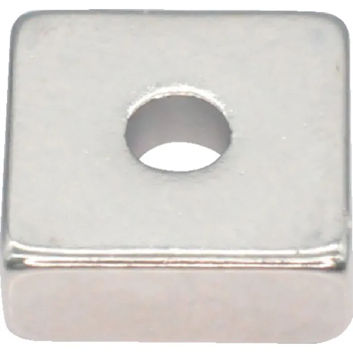 【CAINZ-DASH】トラスコ中山 ネオジム角形磁石 皿ねじ穴付 8MM×8MM×3MM M2 1個入 T08K03-M2【別送品】