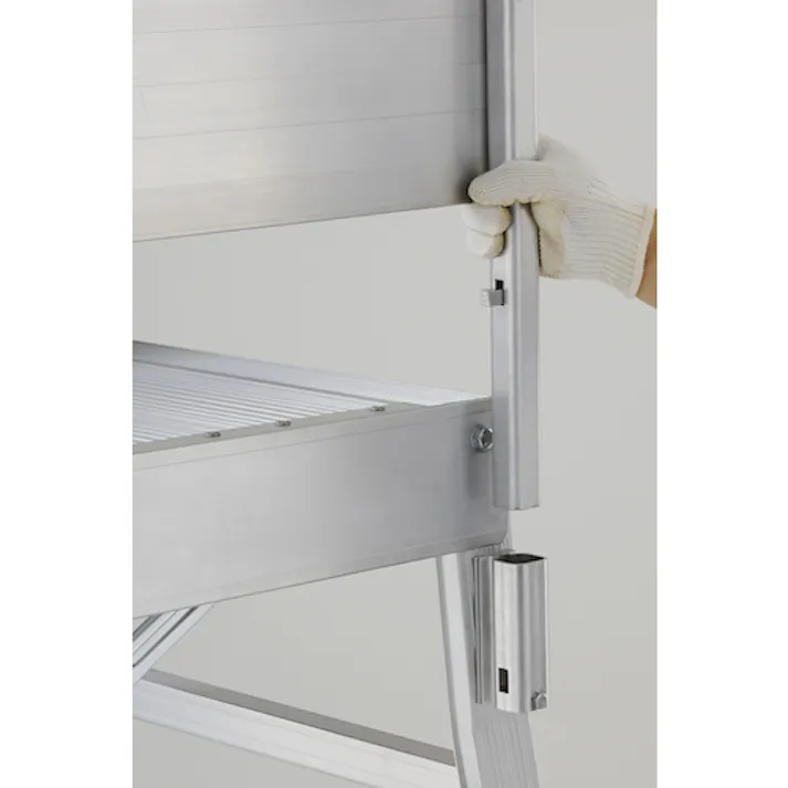 【CAINZ-DASH】トラスコ中山 折りたたみ式作業用踏み台 高さ1.50m TDAD-150【別送品】