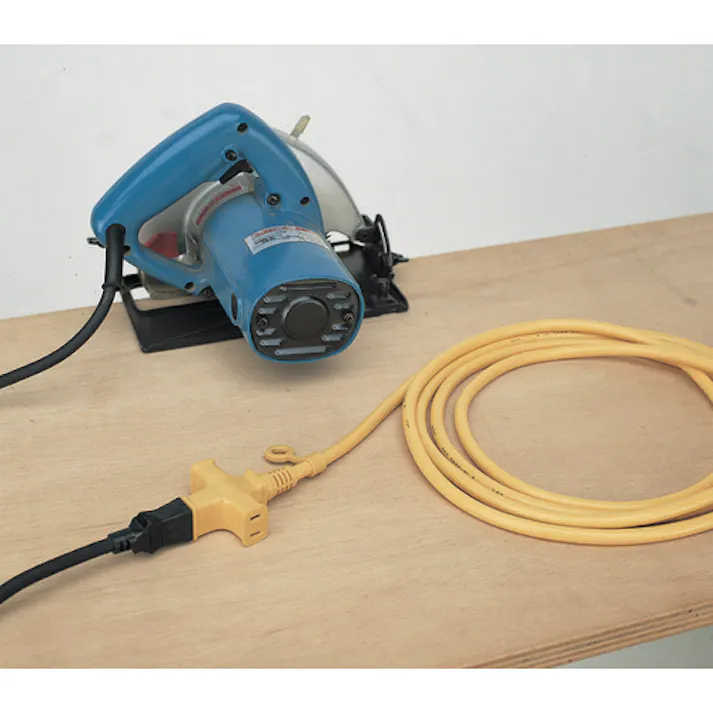 【CAINZ-DASH】トラスコ中山 3個口ソフトタイプ延長コード 10m ブラック TKC15-103PSBK【別送品】