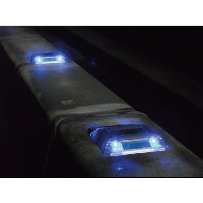 【CAINZ-DASH】キャットアイ ルミナスアイ・マイティC 長寿命型ソーラー式点滅 片面 青 LE-260C-B2【別送品】