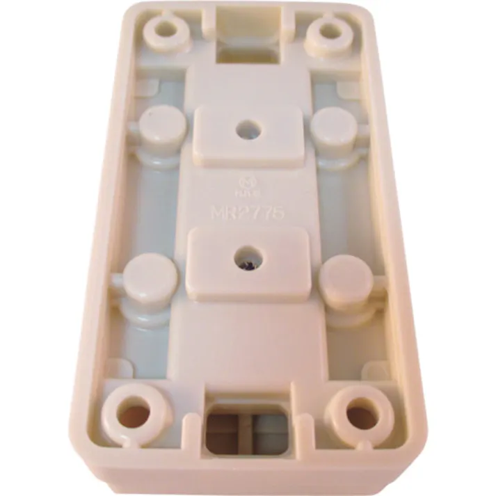 【CAINZ-DASH】明工社 トリプルコンセント(白) MR2775W【別送品】