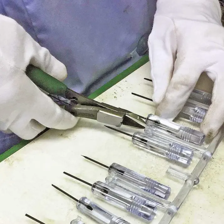 【CAINZ-DASH】ベストツール マルビー プラスチックニッパー スリム フラット刃(ビニールグリップ付)165mm PN-165【別送品】