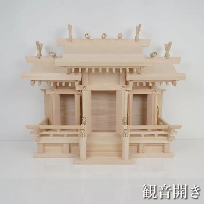 【送料無料】木曽桧 屋根違い三社 小 神棚セット 幅53cm×奥行30cm×高さ41cm【別送品】