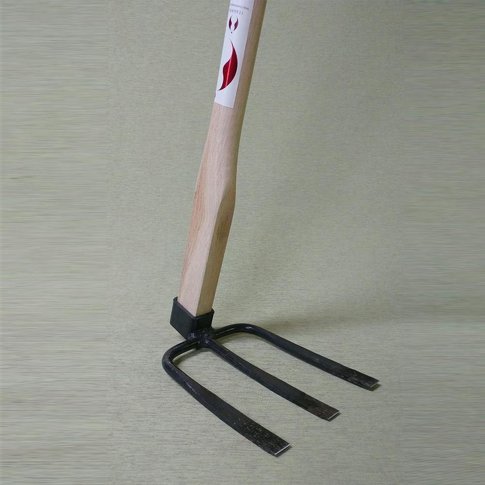 千成〉三本万能鍬 木柄 105cm 【別送品】 | 園芸刃物 通販