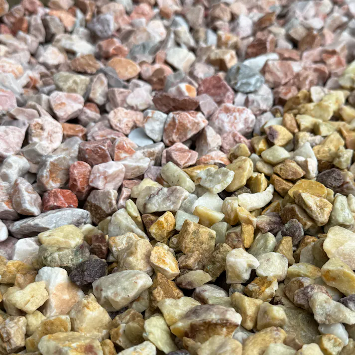 TAIKOH クラッシュピンク 8分 20-30mm 10kg 天然大理石 化粧砂利 ピンク 桃色 砕石 中