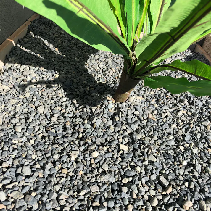 TAIKOH 富士川砂利 3-15mm 10kg 国産 化粧砂利 グレー 黒 ブラック 玉石 小