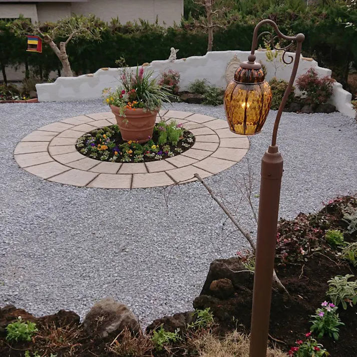 TAIKOH 青6号砕石 5-13mm 10kg 国産 駐車場 化粧砂利 ブルー 青 砕石 小