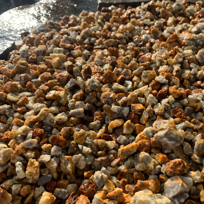 TAIKOH 甲賀砂利 3分 9-12mm 10kg 国産 化粧砂利 オレンジ 錆 さび サビ 砕石 小