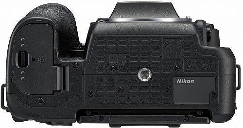 お一人様一台限り】Nikon デジタル一眼レフカメラ D7500 ボディ 