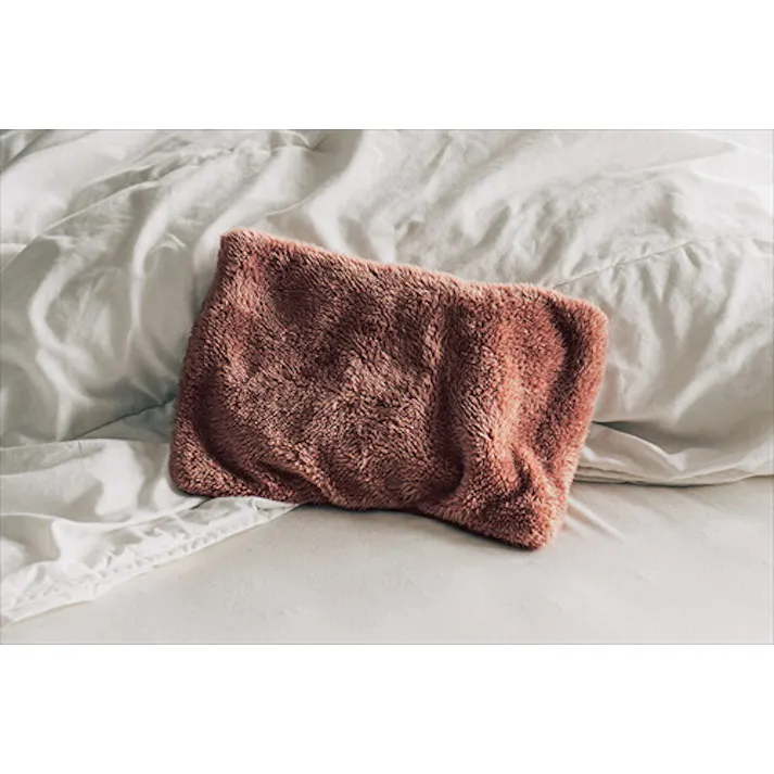 Life on Products ライフオンプロダクツ plusmore プラスモア 蓄熱式電気湯たんぽ PBAWA003-DP 蓄熱式 湯たんぽ ディープピンク