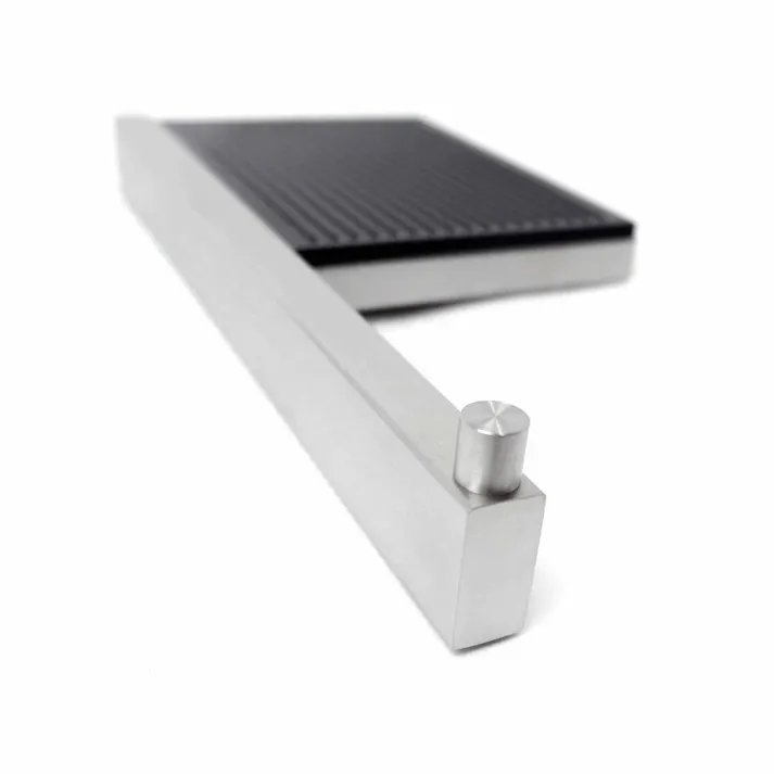 トイレットペーパーホルダー(トレイ付き)|ZACK 40376 LINEA ペーパーホルダー ロールホルダー 小物置き トレイ 壁付けタイプ 壁設置 DIY ステンレス おしゃれ 雑貨 かっこいい 上質 高級 ホテルライク 男前インテリア インダストリアル ドイツ デザイナーズ