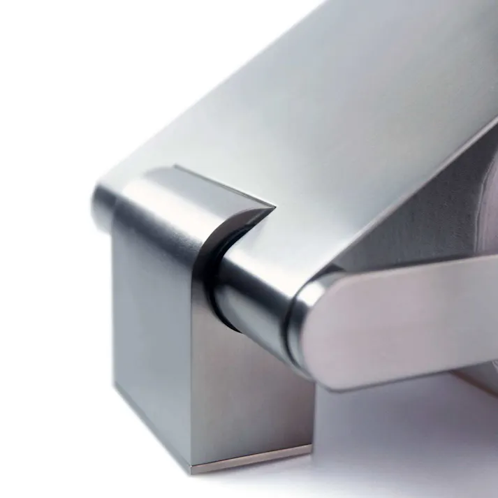 トイレットロールホルダー(フラップ付)|ZACK 40415 ATORE トイレットペーパーホルダー フタ付 トイレ用品 トイレ収納 壁取り付け用 DIY ステンレス おしゃれ 雑貨 かっこいい 上質 高級 ホテルライク 男前インテリア インダストリアル ドイツ デザイナーズ