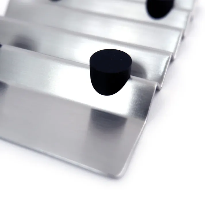 ソープディッシュ|ZACK 40561 OPETA ソープトレー ソープホルダー 石鹸トレイ 石鹸入れ 石鹸受け 石鹸置き 蛇腹 ベローズ スクエア ステンレス おしゃれ 雑貨 かっこいい 上質 高級 ホテルライク 男前インテリア インダストリアル ドイツ デザイナーズ