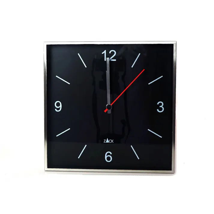 ウォールクロック|ZACK 60052 SILLAR 26cm 時計 壁付け 壁掛け 掛け時計 ステップ式 黒 ブラック スクエア ステンレス スタイリッシュ おしゃれ 雑貨 かっこいい 上質 高級 ホテルライク 男前インテリア インダストリアル ドイツ デザイナーズ